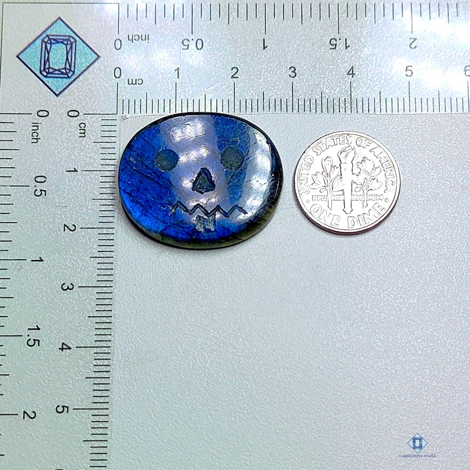 0-Labradorite-c4sw2312-2-Oval-Blue-20_25mm-Carvings-Opaque-0