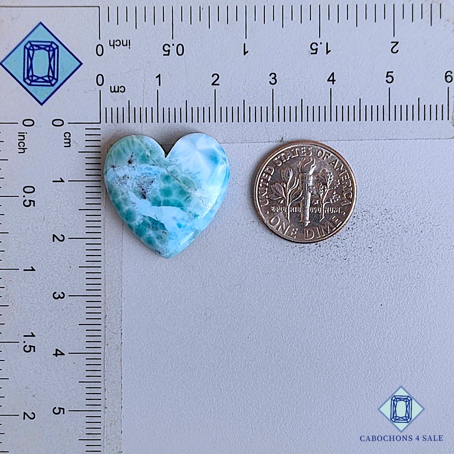 Tallas de corazón de piedra preciosa de larimar natural de 21 x 21 x 5 mm de República Dominicana disponibles para la venta