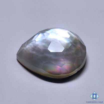 0-MOP_Crystal_Quartz_Doublet-C4sw19448-2-pear-Black-mm-Doublet-Doublet-0