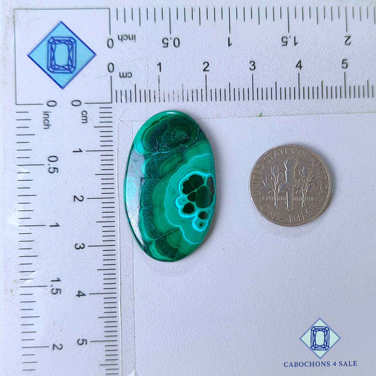 Cabujones ovalados de malaquita