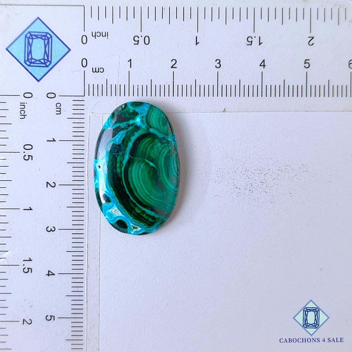 Cabujones ovalados de malaquita crisolcola natural de 30 x 19 x 5 mm, procedentes de la República Democrática del Congo, disponibles para la venta.