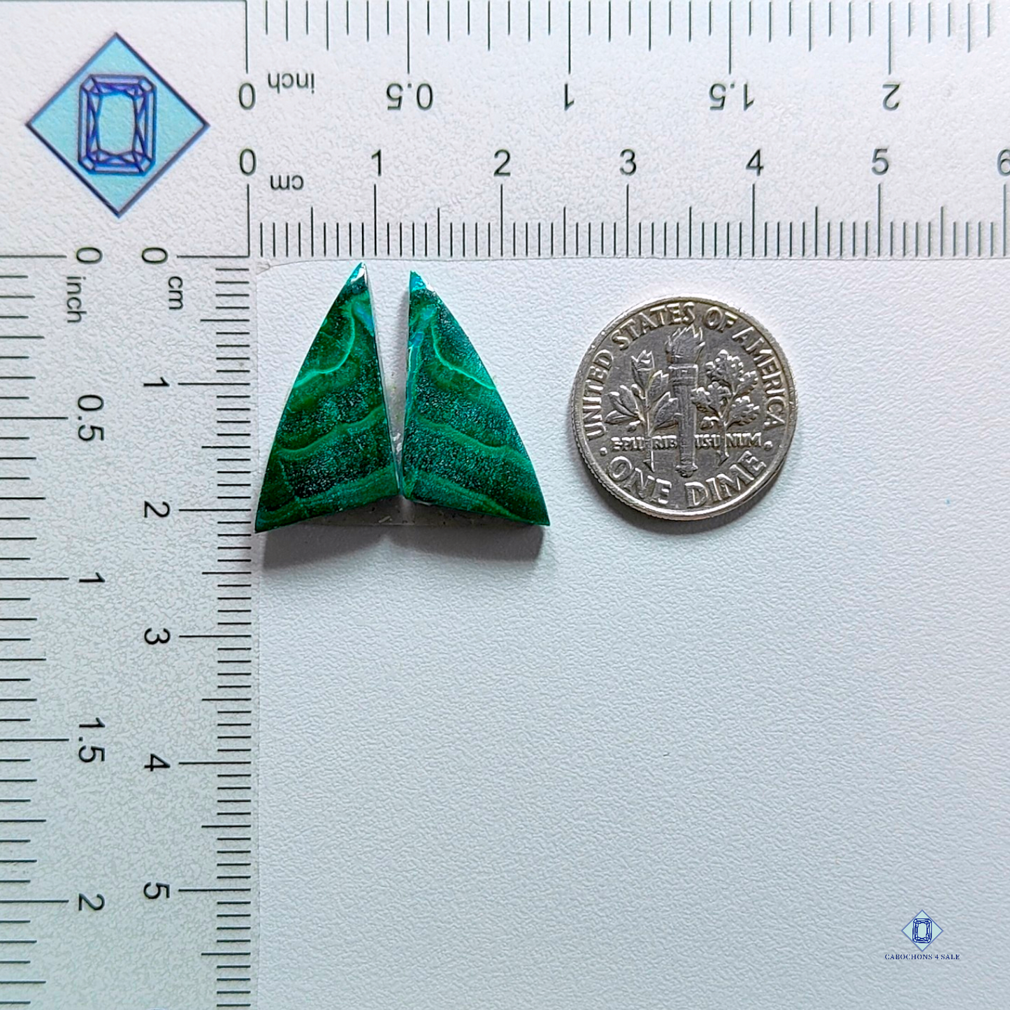 malachite-Fancy-cabochons