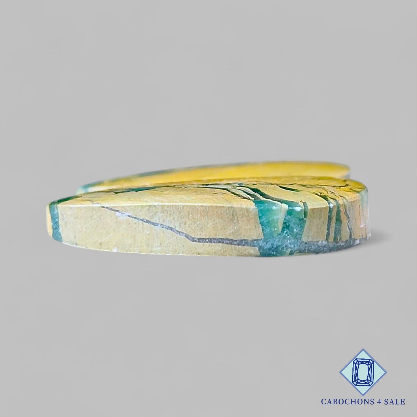 Pares de piedras preciosas de mariposita natural en forma de pera de 25 x 15 x 5 mm, procedentes de EE. UU., disponibles para la venta.