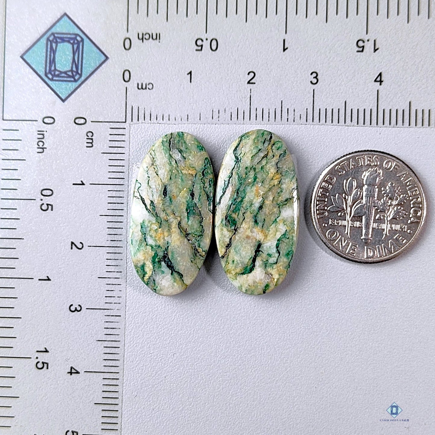 Mariposite oval pairs