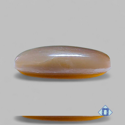 Cabujones ovalados de piedra solar con enrejado arcoíris de lluvia de meteoritos