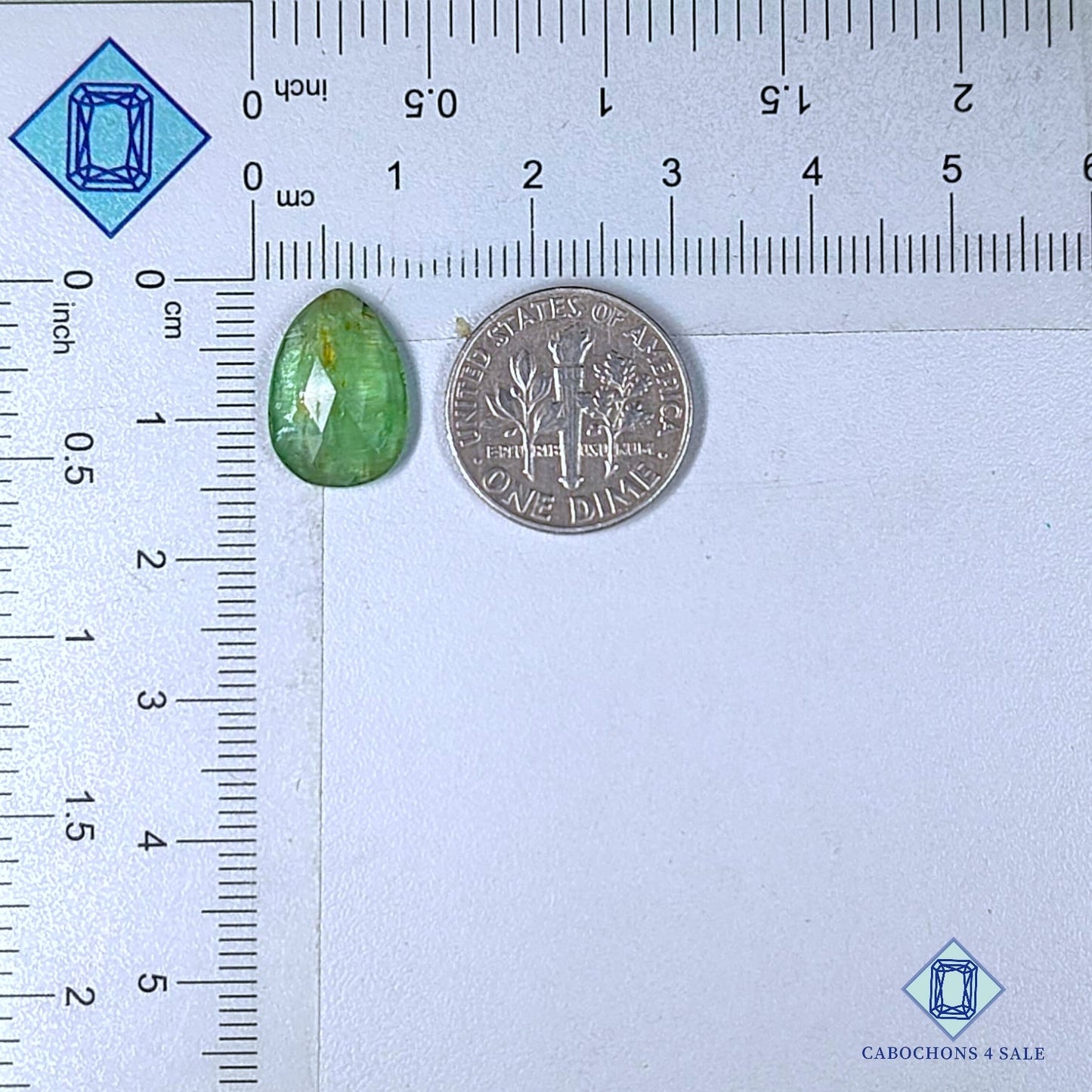 Piedra preciosa de cianita menta natural de corte rosa en forma de pera de 14 x 10 x 4 mm, procedente de Brasil, disponible para la venta.