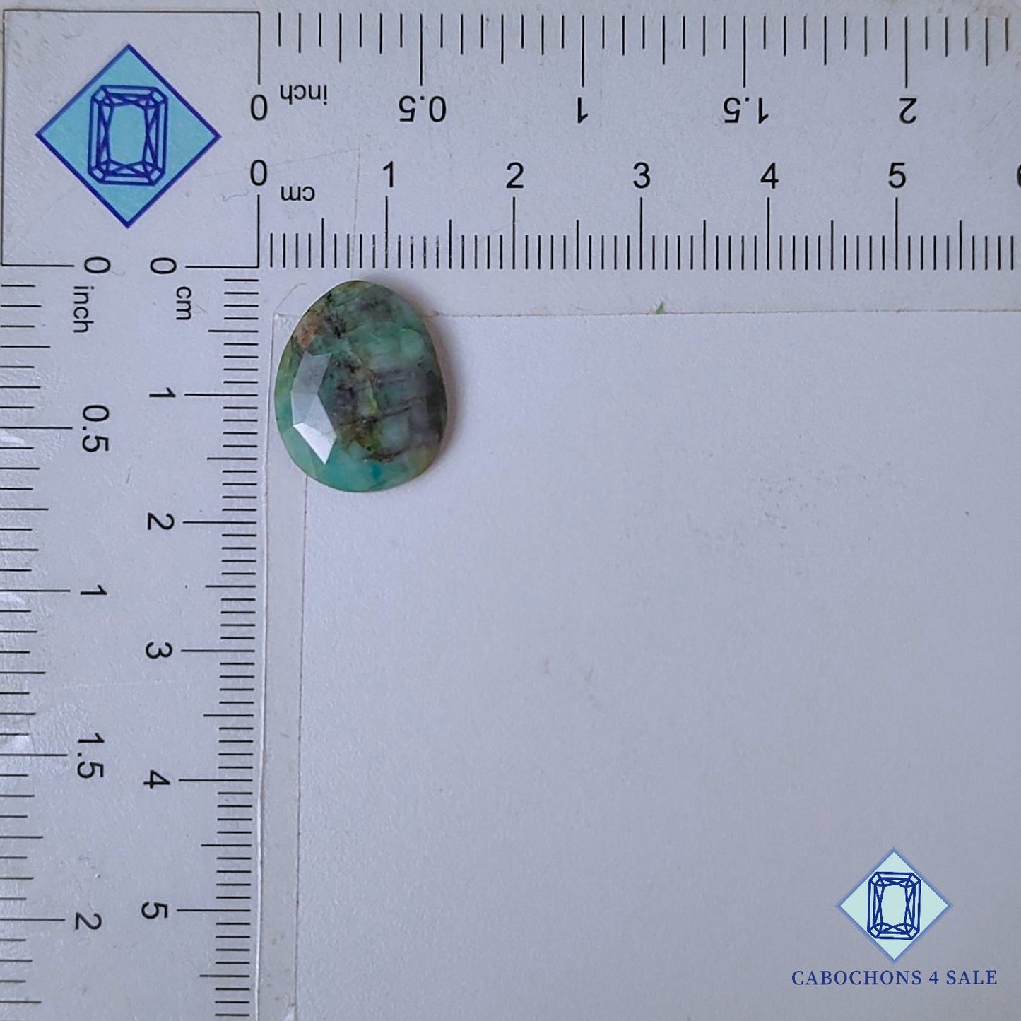 Zafiro menta natural, piedra preciosa ovalada de corte rosa de 16 x 13 x 3 mm, procedente de Myanmar. Disponible para la venta.