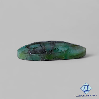 Zafiro menta natural, piedra preciosa ovalada de corte rosa de 16 x 13 x 3 mm, procedente de Myanmar. Disponible para la venta.