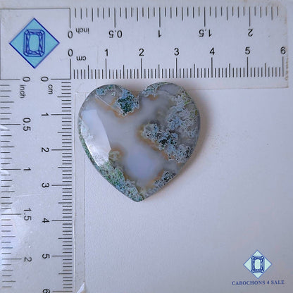 Tallas de corazón de piedra preciosa de ágata musgosa natural de 33 x 34 x 7 mm, procedentes de EE. UU., disponibles para la venta.