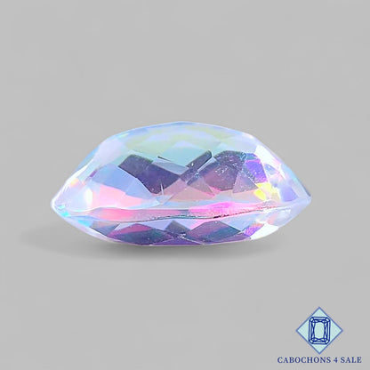 Piedra preciosa de vidrio místico de corte facetado ovalado de 22 x 16 x 9 mm disponible para la venta