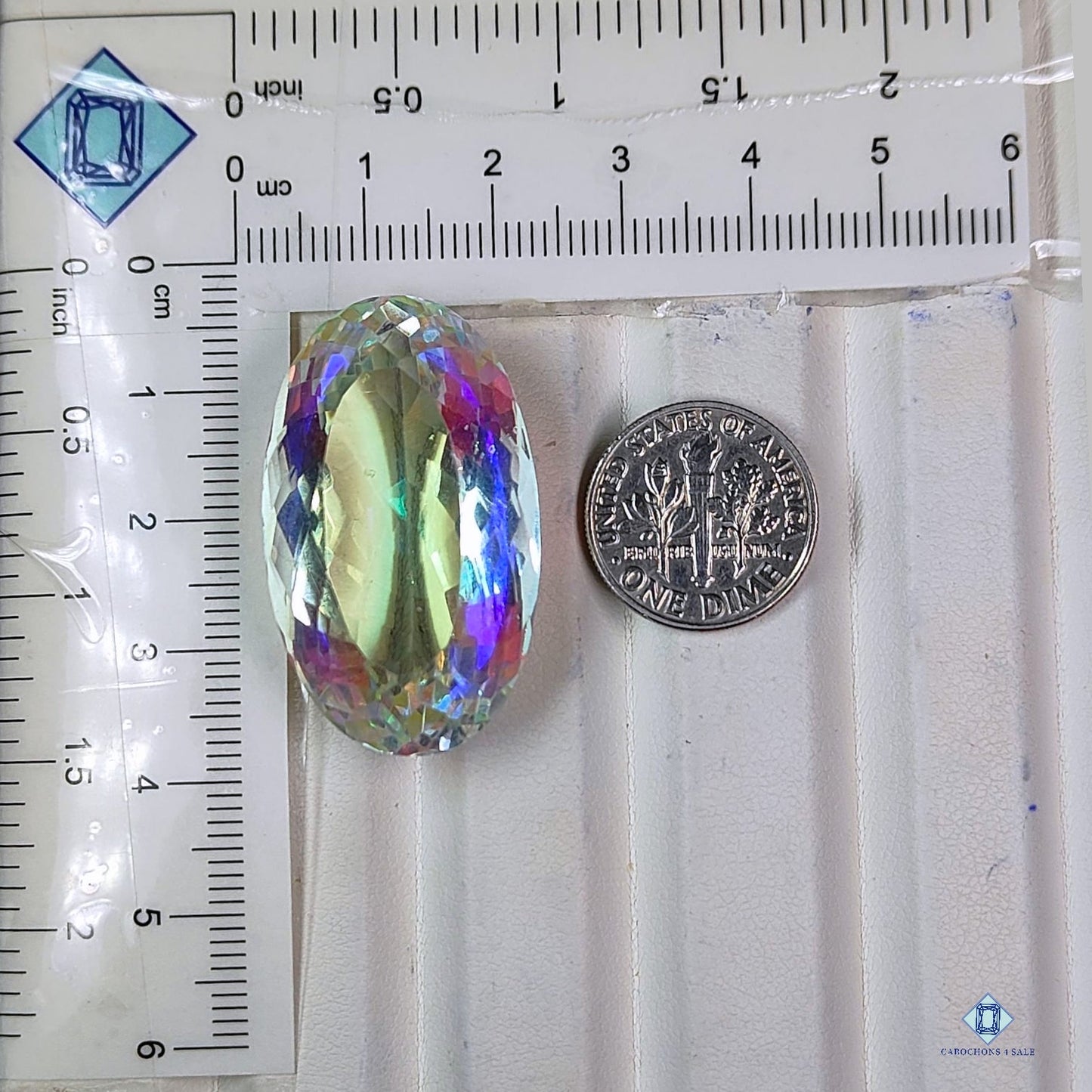 Cristal místico ovalado de todos los cortes