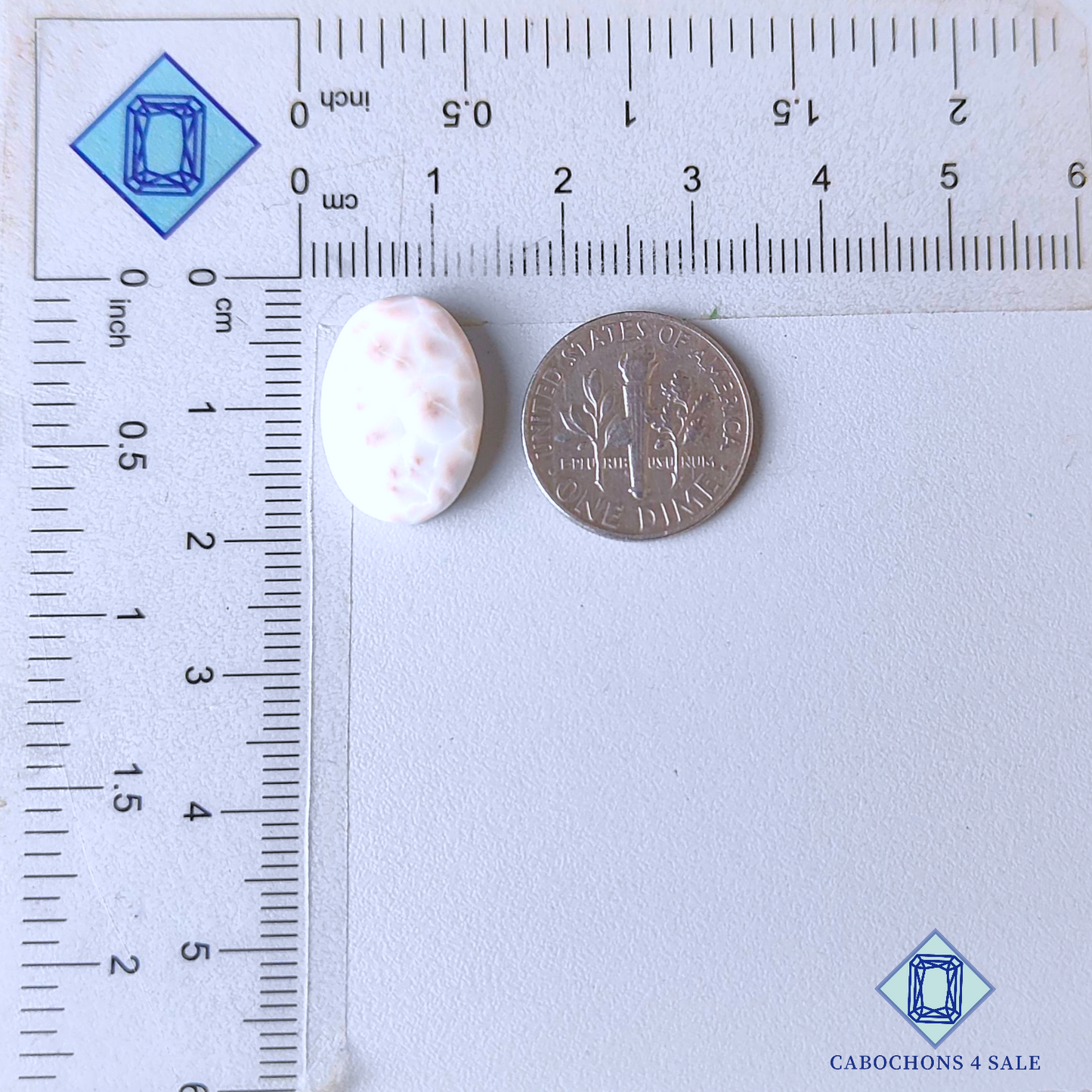 Cabujones ovalados de natrolita