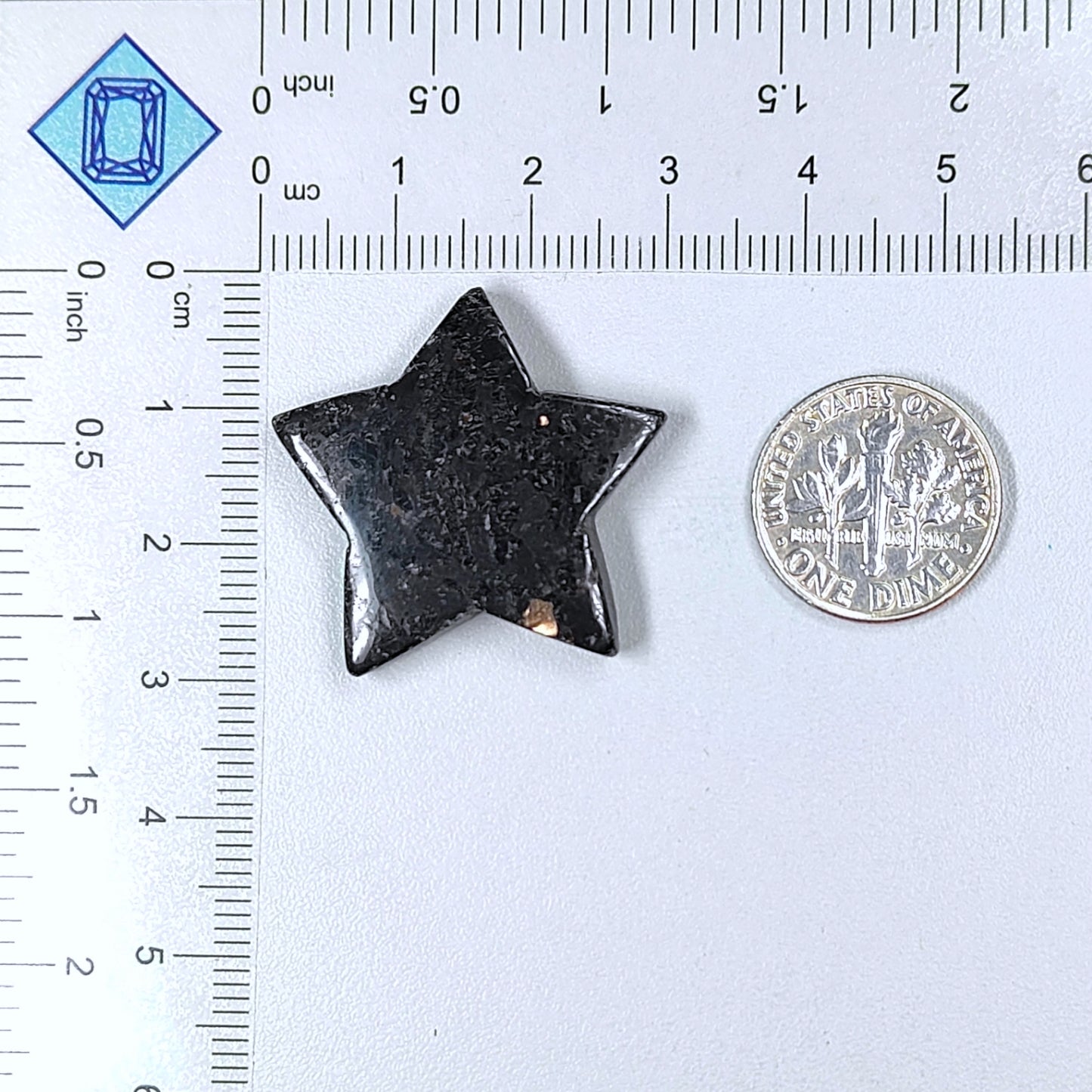 0-Nuummite-c4sw4424-2-Star-Black-mm-Cabochons-Opaque-0