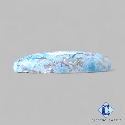 Ópalo con cabujones ovalados de calcedonia