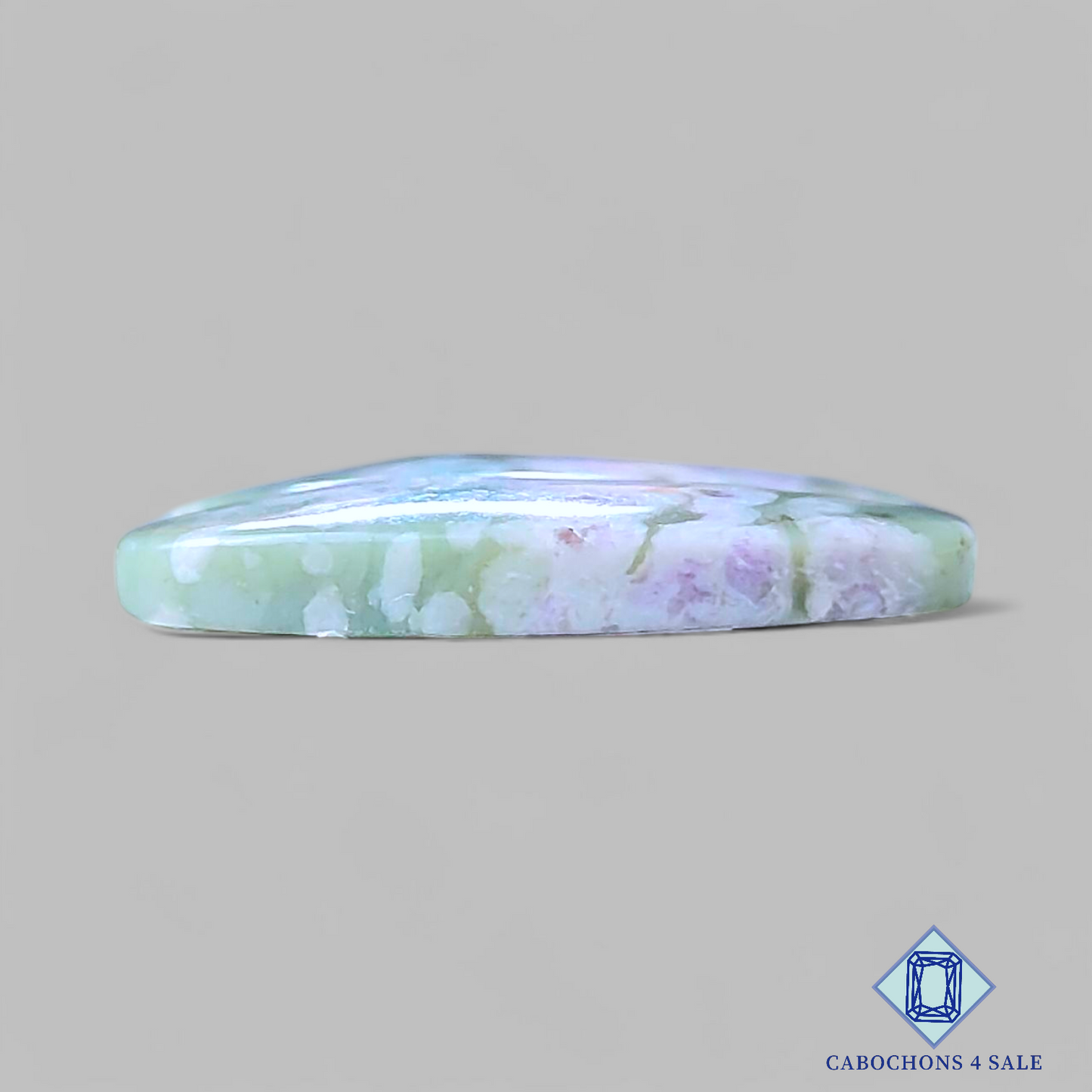 Pares ovalados de jade de la paz