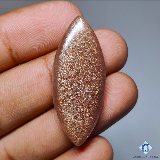 Peach Moonstone With Sunstone
