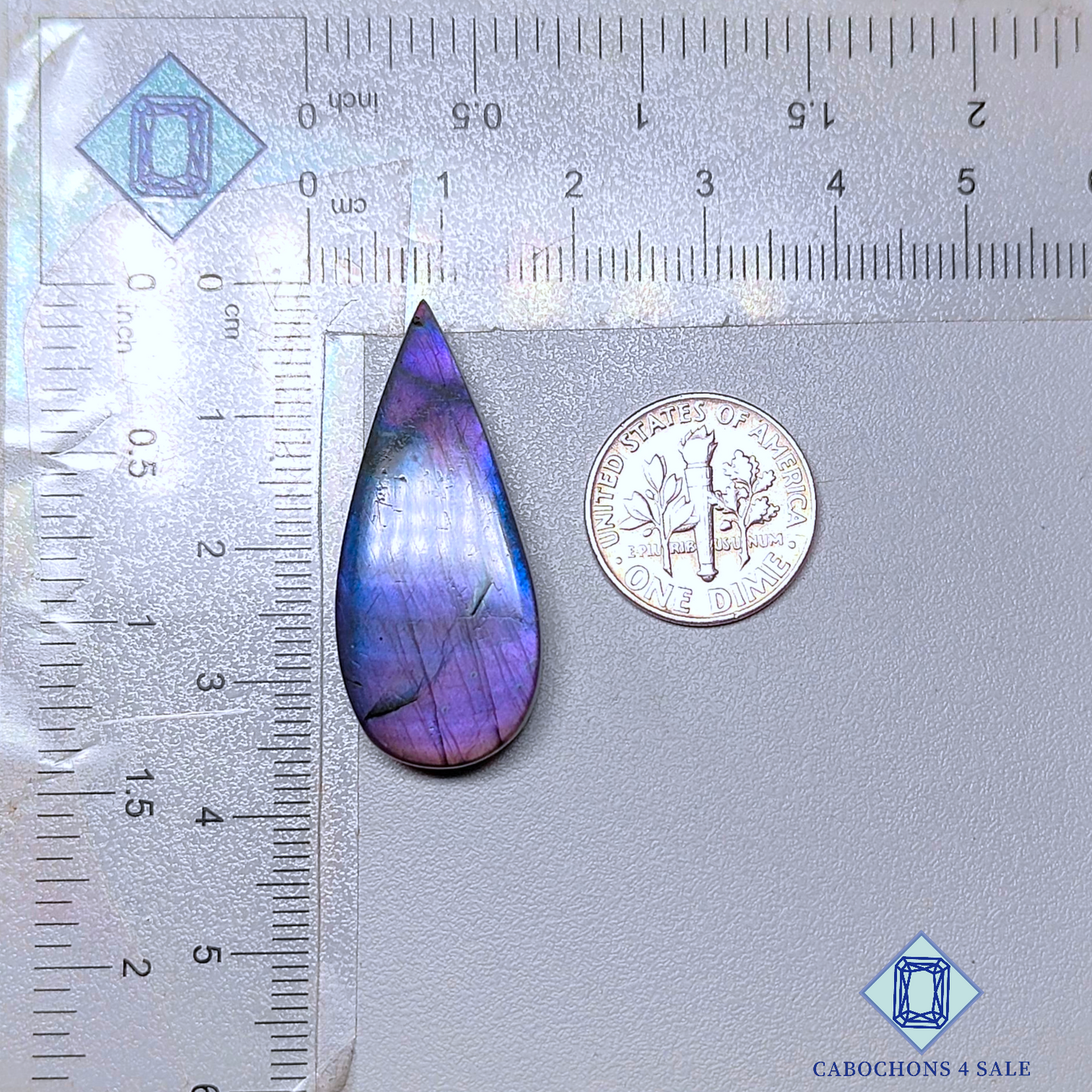 Cabujones de pera de labradorita púrpura