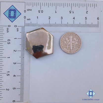 Cabujones hexagonales de pirita natural de 25 x 23 x 5 mm, de Perú, disponibles para la venta.