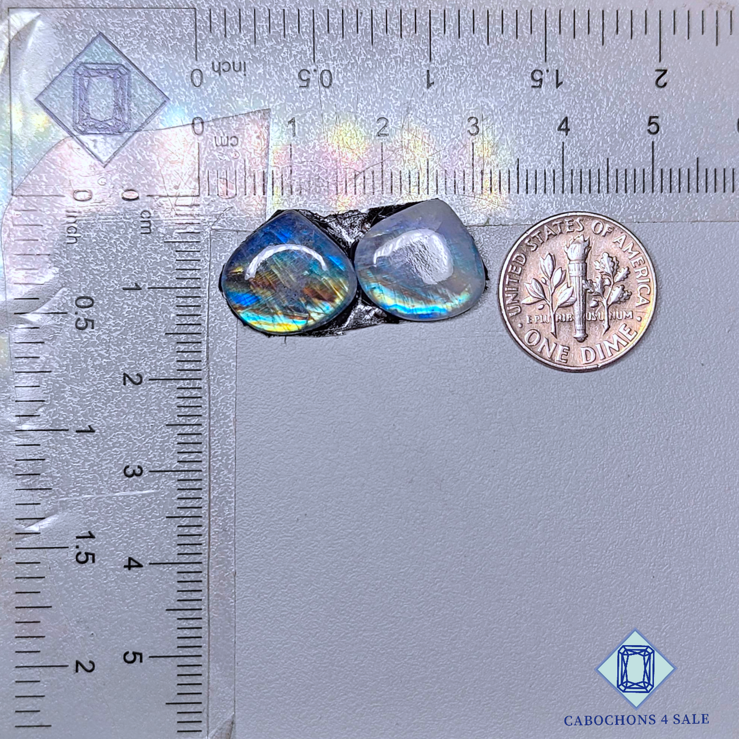 Pares de peras de piedra lunar arcoíris