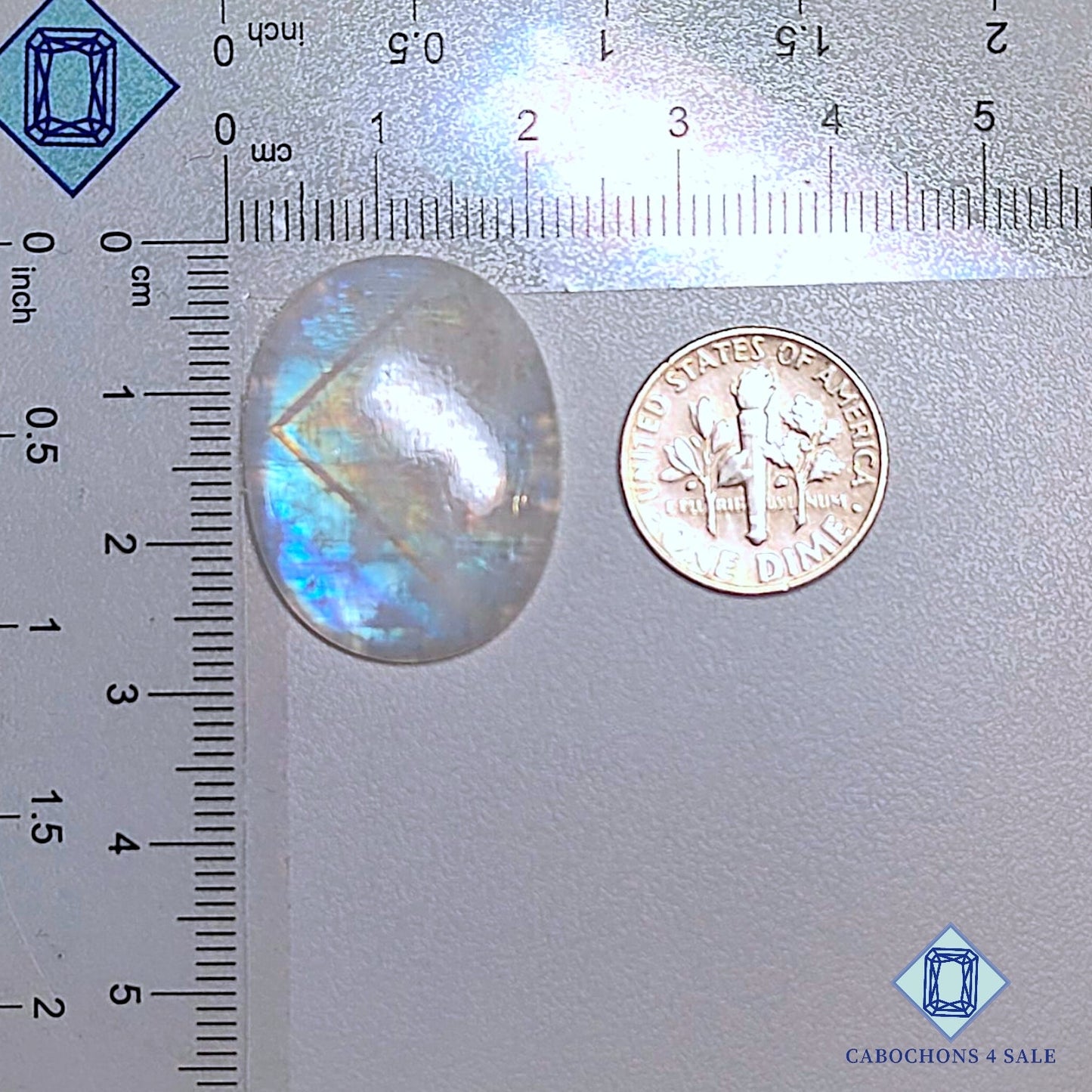 Cabujones ovalados de piedra lunar arcoíris natural de 27 x 21 x 4 mm de Sri Lanka, disponibles para la venta.