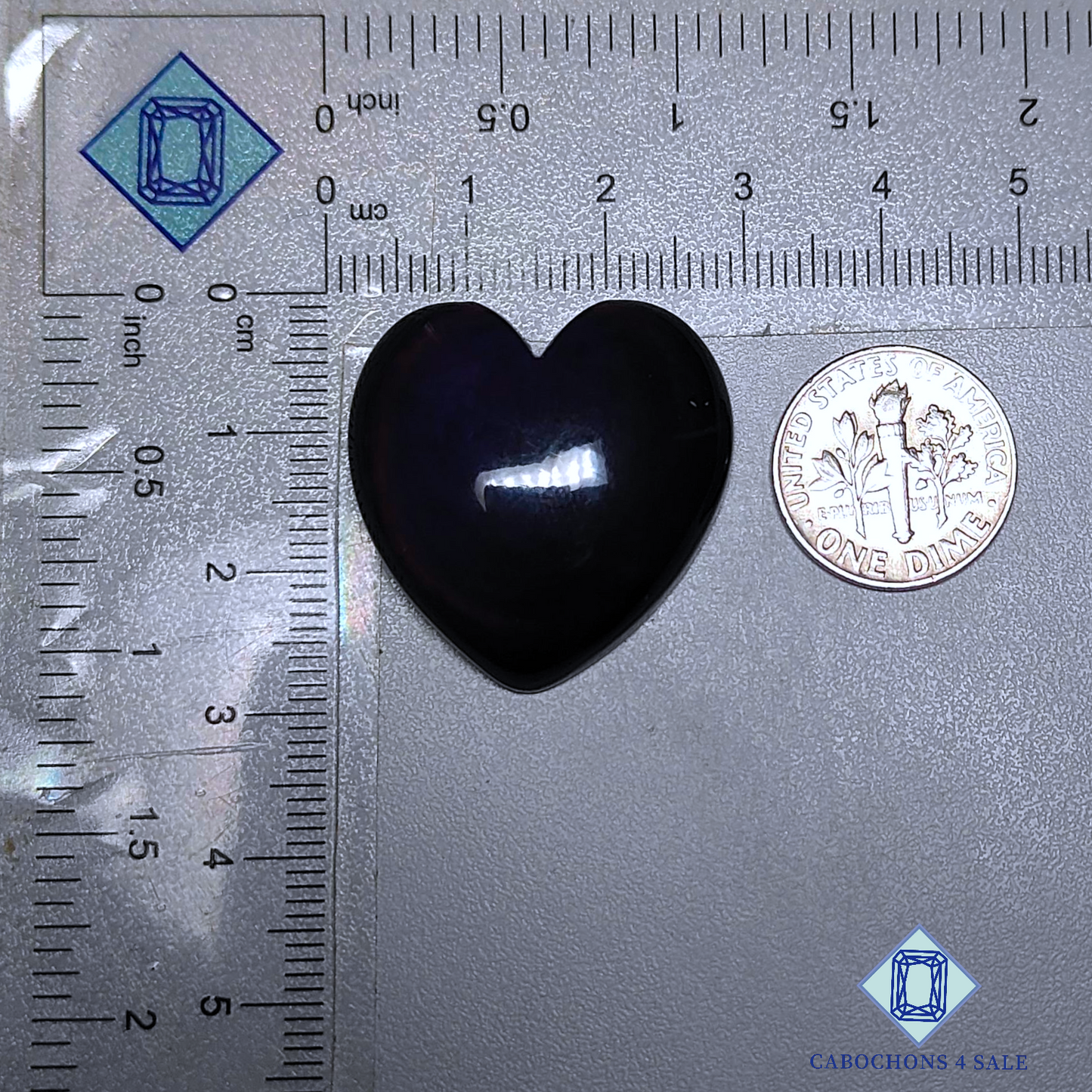 Tallas de corazón de obsidiana arcoíris