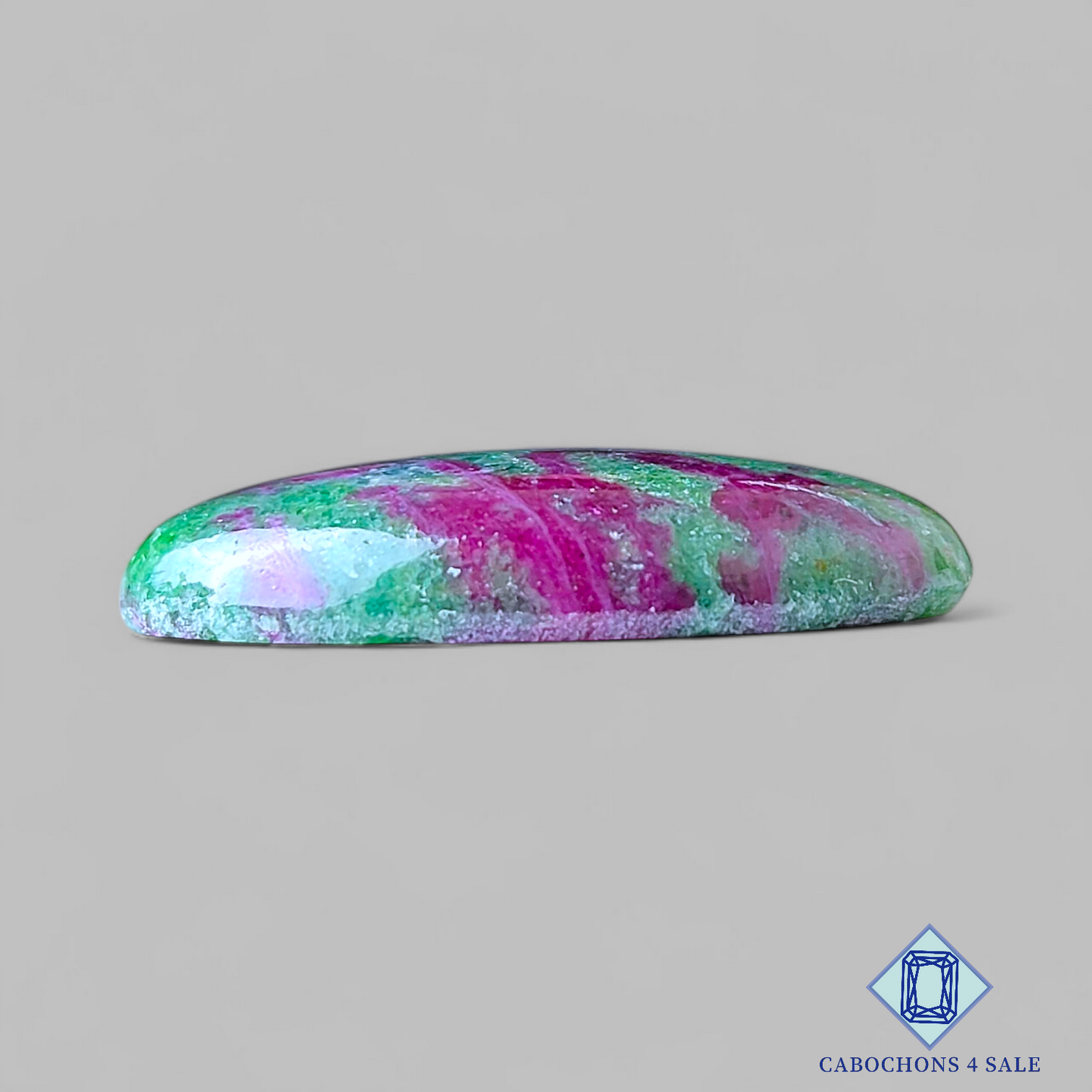 Cabujones ovalados de zoisita rubí