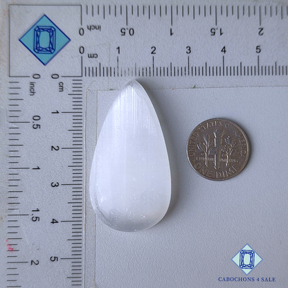 Cabujones de pera de selenita