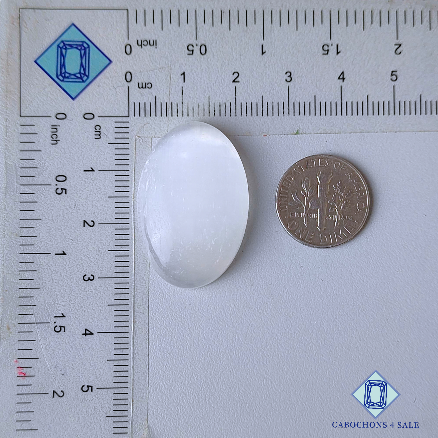 Cabujones ovalados de selenita