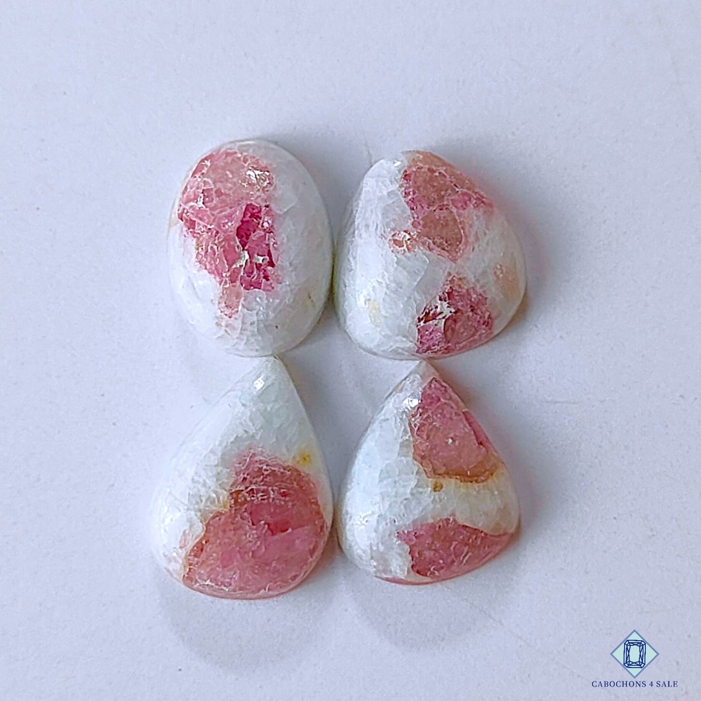 Tourmaline in Quartz