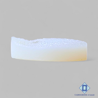 Ágata blanca en forma de pera druzy