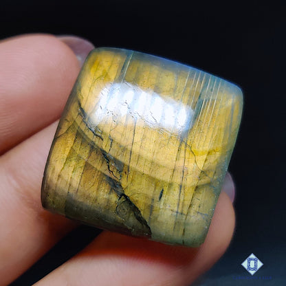 Yellow Labradorite