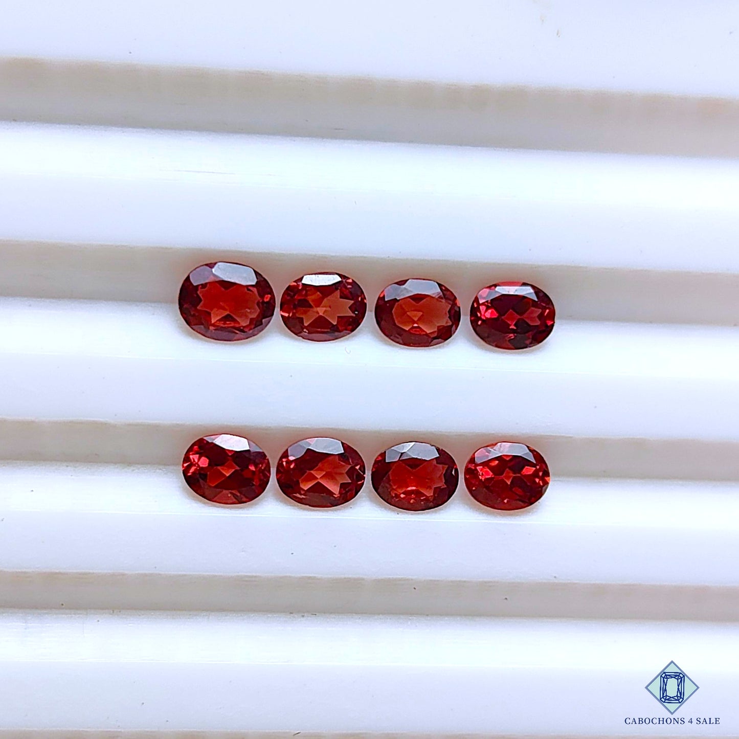 Lotes ovalados de granate